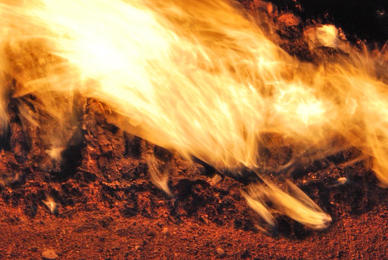 yanar dag fire mountain